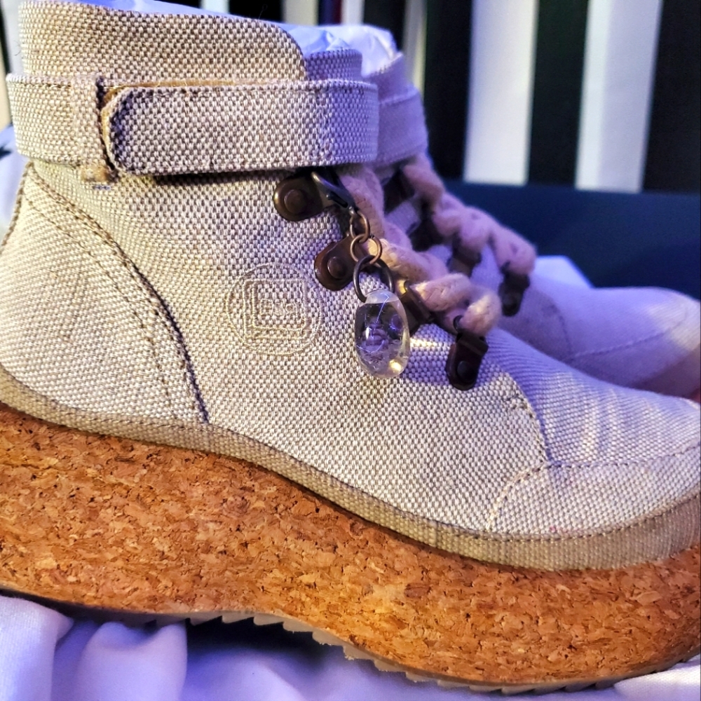Gaia hiker boots